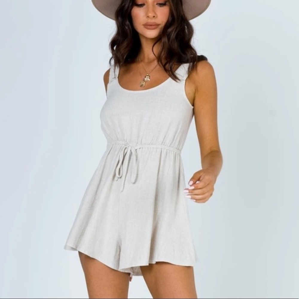 NWT Princess Polly Linen Chrissy May Playsuit